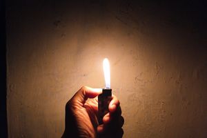 3 Bulan Tanpa Listrik: Derita Warga Salah Sirong Pasca-Banjir Aceh