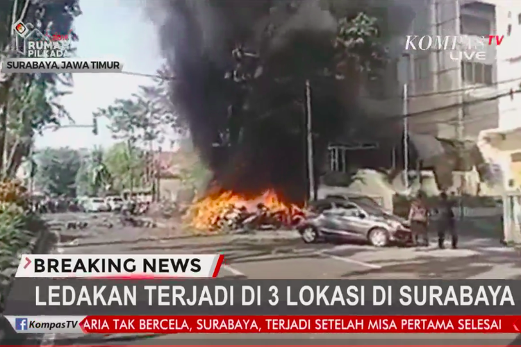 Siaran langsung Kompas TV mengenai ledakan bom yang terjadi di Gereja Pantekosta Pusat Surabaya, Jalan Arjuna, Surabaya, Jawa Timur, Minggu (13/5/2018).