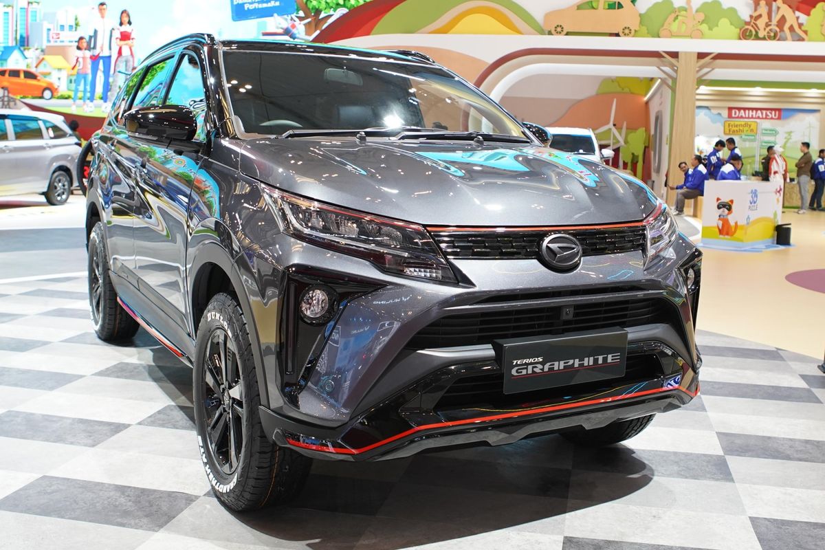 Modifikasi Daihatsu Terios Graphite GIIAS 2024