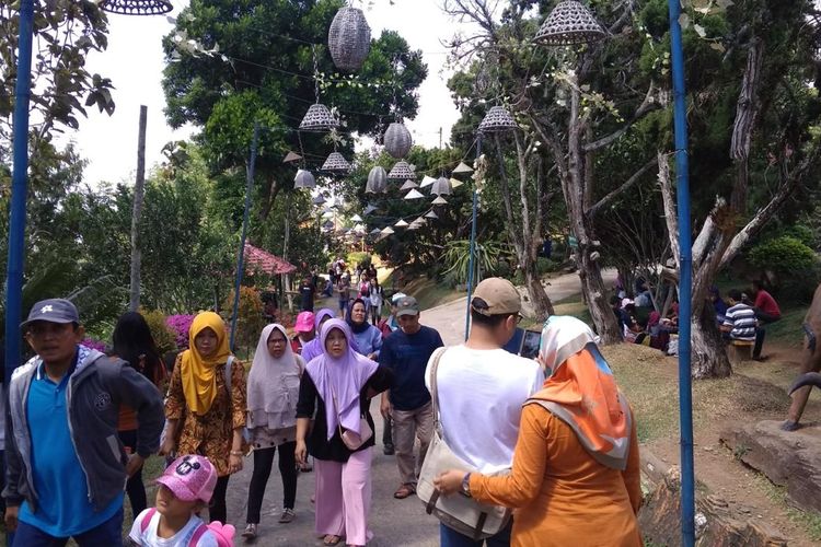 Libur Lebaran 2026: 75.000 Wisatawan Serbu Pati, Jollong Jadi Primadona