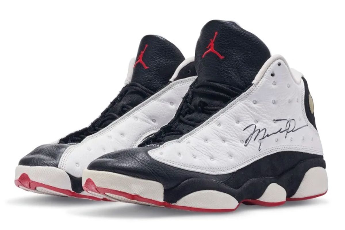 Air Jordan XIII (13): 1997-98 