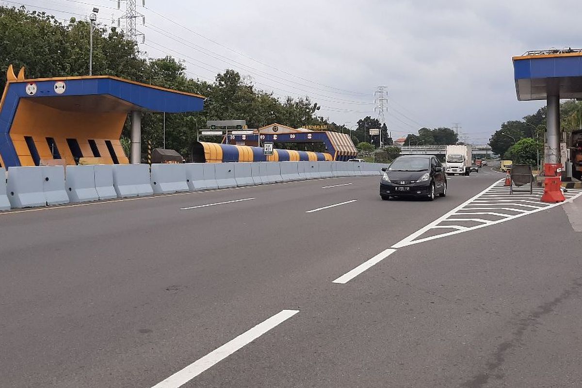 Ruas jalan tol Manyaran Semarang, Rabu (20/4/2022)