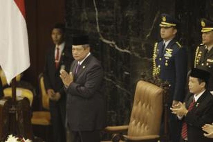 Presiden Susilo Bambang Yudhoyono memberikan pidato kenegaraan dalam Sidang Bersama DPR-RI dan DPD-RI, di Gedung MPR/DPR/DPR, Senayan, Jakarta, Jumat (15/8/2014). Dalam sidang bersama ini Presiden Susilo Bambang Yudhoyono akan menyampaikan pidato kenegaraan untuk terakhir kalinya dan dilanjutkan dengan Rancangan Undang-Undangan Anggaran Pendapatan dan Belanja Negara (RAPBN) 2015 disertai nota keuangan pada rapat paripurna pembukaan masa sidang I DPR untuk tahun sidang 2014 pada sore harinya.