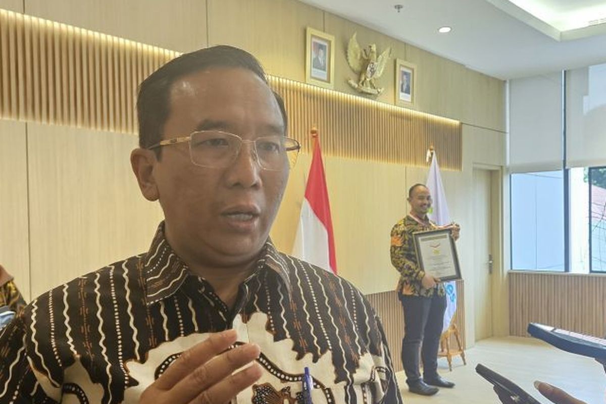 Direktur Jenderal Kesehatan Lanjutan, Azhar Jaya mengimbau masyarakat untuk mengunduh aplikasi SATUSEHAT Mobile guna mempermudah proses program skrining kesehatan gratis, Rabu (15/1/2024).