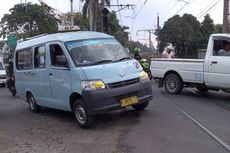 Atasi Macet, Menhub Gagas Jalur Layang untuk KA