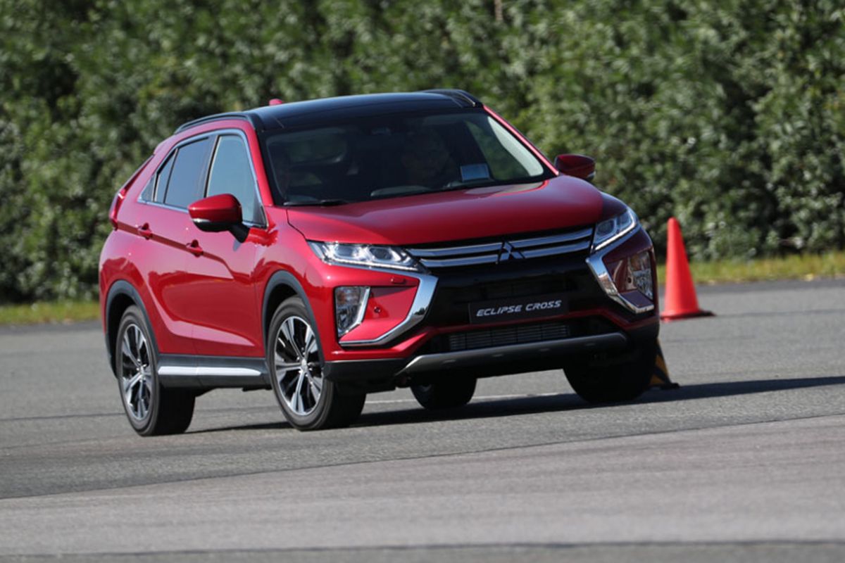 Kompas.com menjajal SUV terbaru Mitsubishi Eclipse Cross di Okazaki, Jepang.