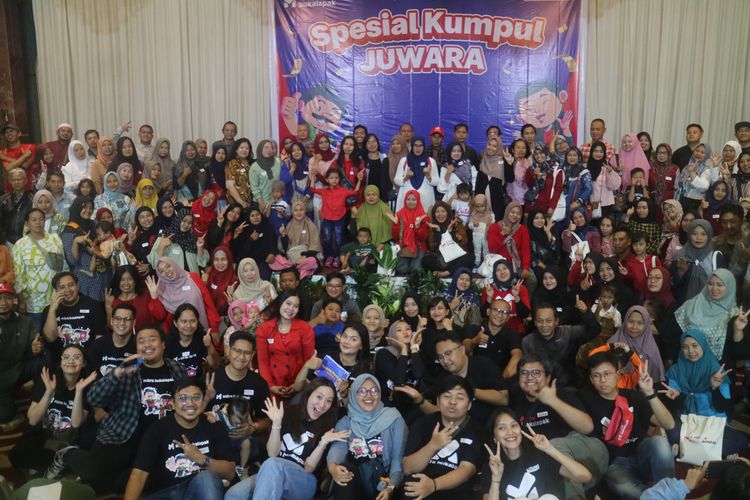 Antusiasme Ratusan pemilik warung asal Malang belajar bersama dalam kegiatan edukatif Spesial Kumpul Juwara untuk mengembangkan bisnis warung mereka