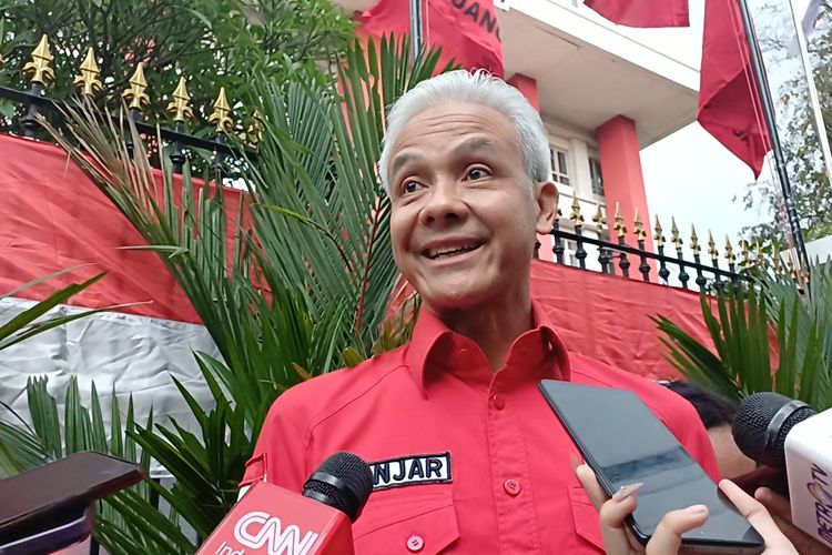 Hasto "Hattrick" Jadi Sekjen PDI-P, Ganjar: Ada Turbulensi Politik, Seluruh Partai Paham