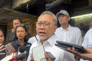 Zulhas: Harga Plastik Melonjak Karena Bahan Baku dari Fosil