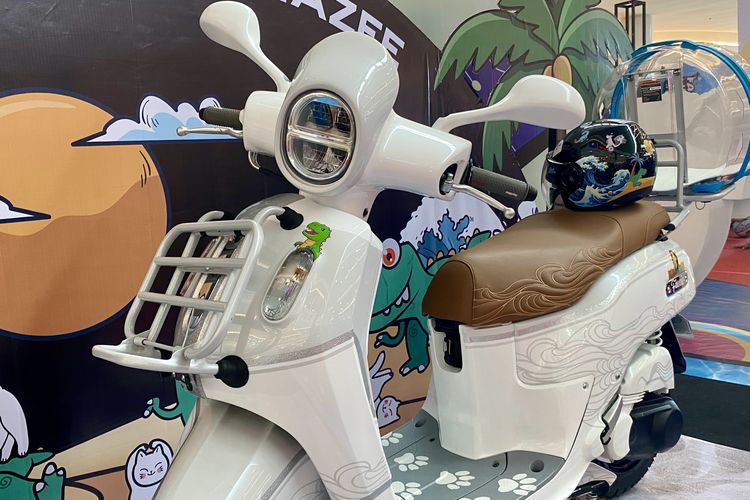 Modifikasi Yamaha Fazzio ala Zee Eks JKT48