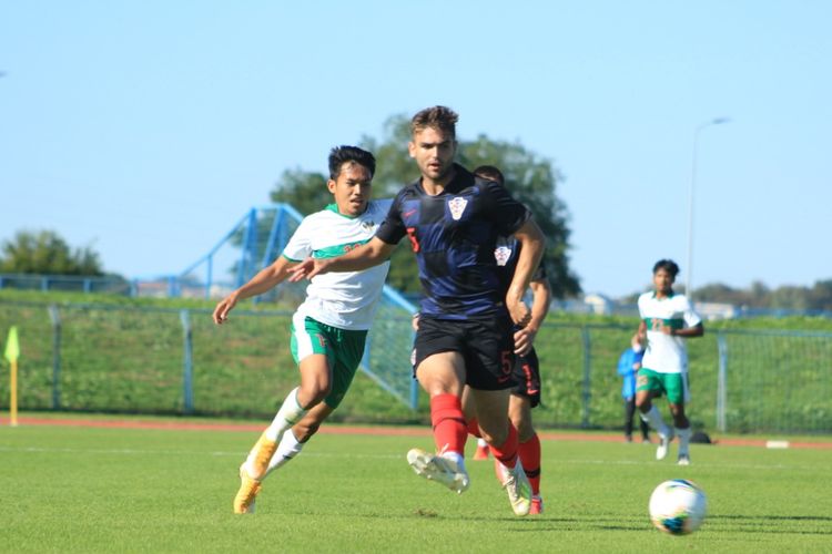Aksi Witan Sulaeman pada laga timnas U19 Indonesia vs Kroasia, Selasa (8/9/2020).