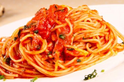 Cara Makan Spageti Seperti Orang Italia, Jangan Potong Spageti