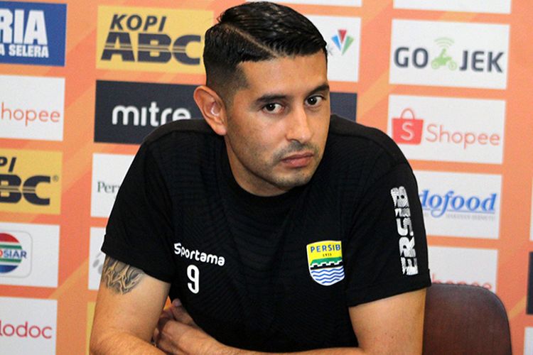 Pemain Persib Bandung, Esteban Vizcarra. 