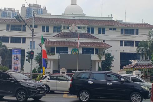Nobar Timnas, Jalan di Depan Kantor Wali Kota Medan Ditutup   