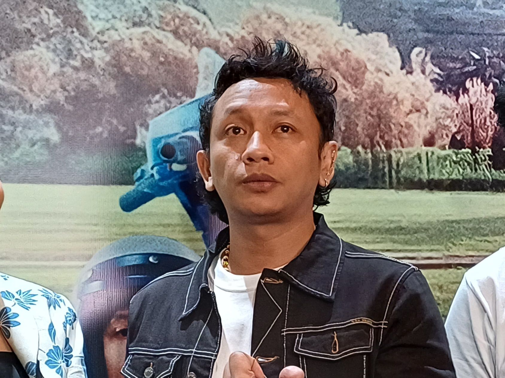 Erick Estrada Hampir Tinggalkan Jakarta gara-gara Ibunya Di-bully Netizen