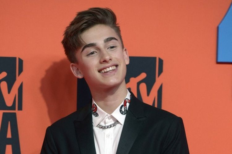 Penyanyi asal Kanada Johnny Orlando menghadiri MTV Europe Music Awards di FIBES Conference and Exhibition Centre di Seville, Spanyol, pada 3 November 2019. 