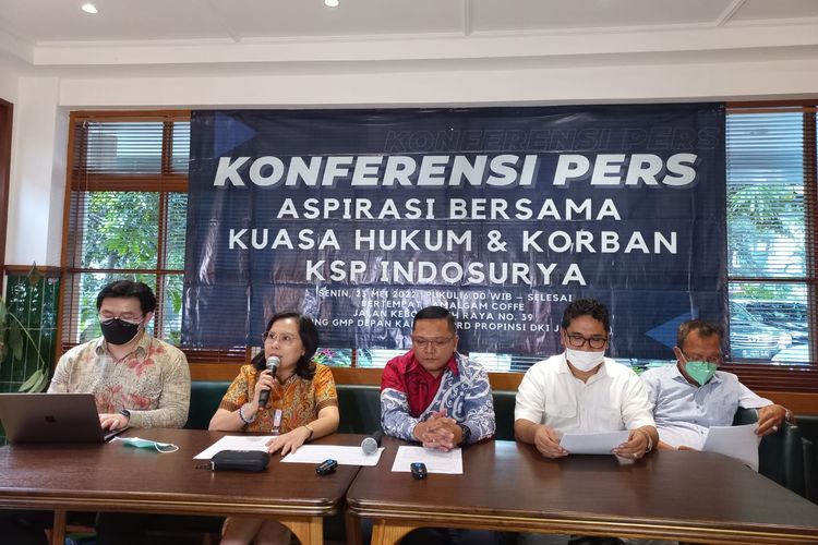 Konferensi pers aspirasi bersama kuasa hukum dan korban KSP Indosurya Senin (23/5/2022)