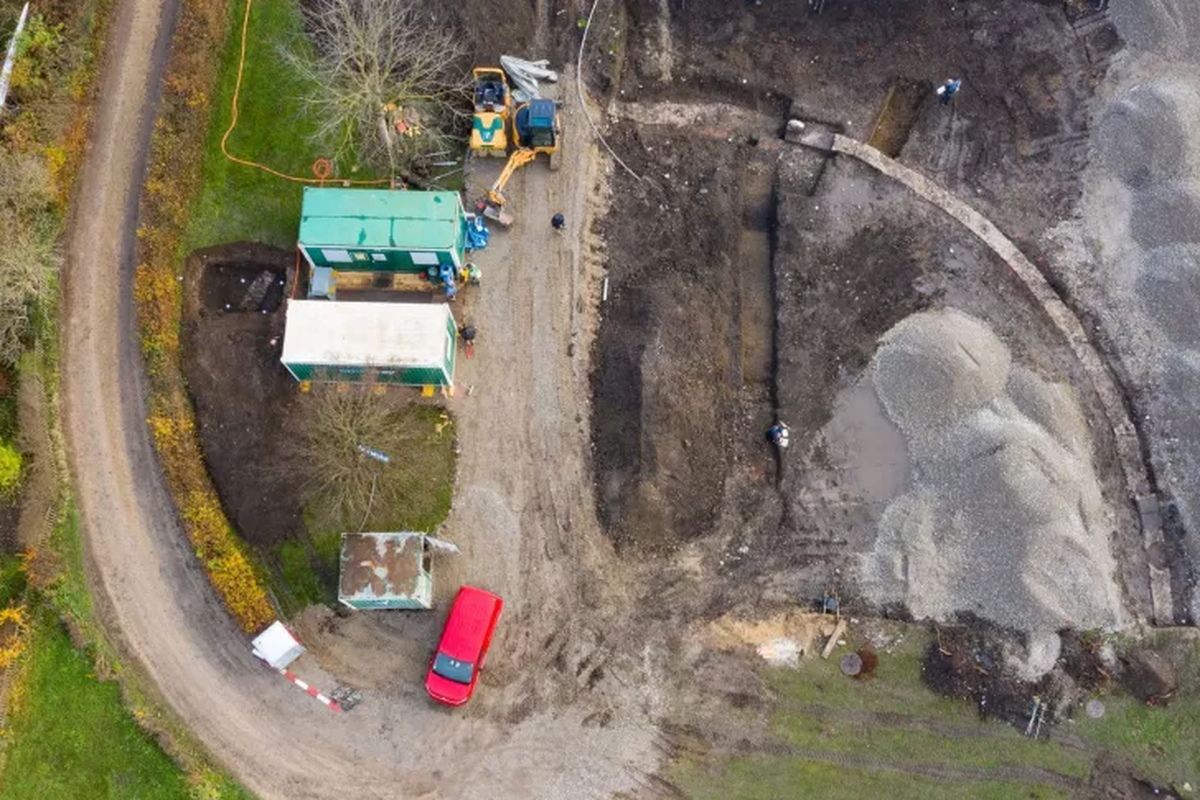 Proses eskavasi arena gladiator yang ditemukan di Kaiseraugst, Swiss