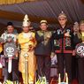 Peringati HUT Ke-10 Kaltara, Mendagri Kenakan Pakaian Adat Bulungan