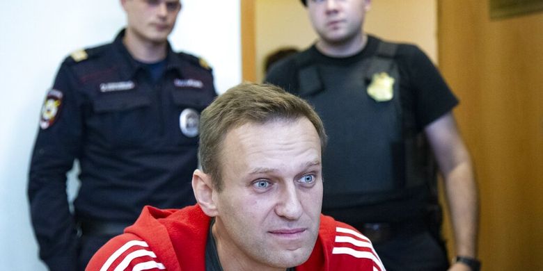 Alexei Navalny Critical Condition in Russian Prison, Threatened Death Page all