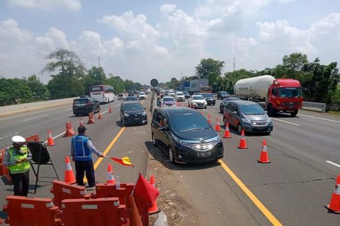 Tol Jakarta-Cikampek Macet, Contraflow Diberlakukan