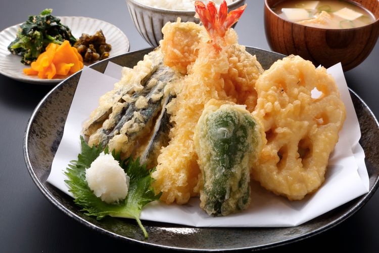 Ilustrasi aneka tempura crispy. 