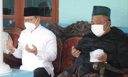 Napak Tilas Kebakaran di Ponpes Miftahul Khairat, Gus Muhaimin Doakan para Korban Mati Syahid 