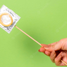 3 Jenis Kondom untuk Seks Oral, Tak Hanya untuk Para Pria