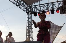 Debur Ombak Temani Ruth Sahanaya Beraksi di Senggigi Sunset Jazz 2019