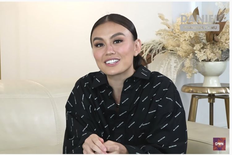 Penyanyi Agnez Mo menjadi bintang tamu kanal Daniel Mananta Network.