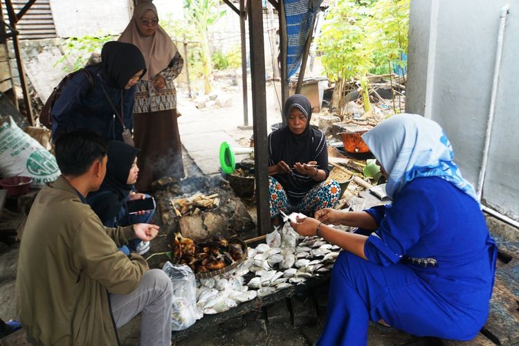 Dorong Kemandirian Ekonomi, Semen Indonesia Beri Pendampingan UMKM di Tuban 