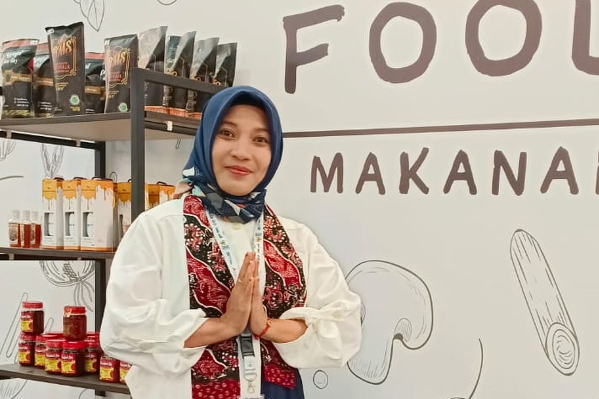Ummi Salamah, pengusaha produk Jamu Akar Jawi. 