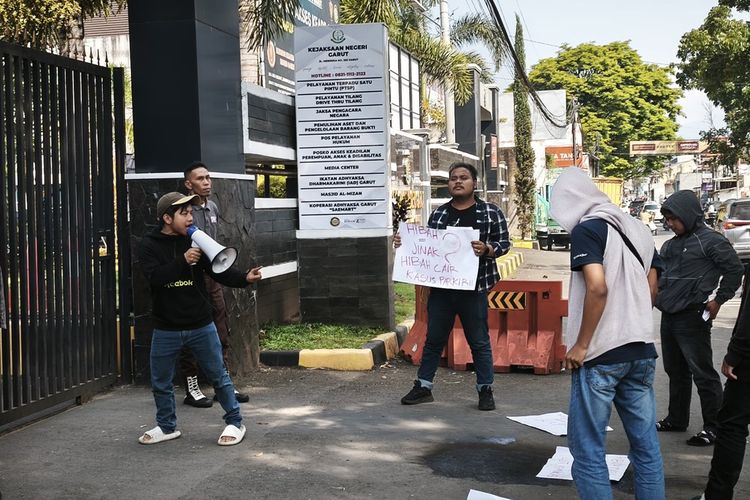 Kejaksaan Garut Didemo Mahasiswa, Nyali Usut Kasus Dipertanyakan Usai Dapat Hibah Rp 2 M dari Pemkab