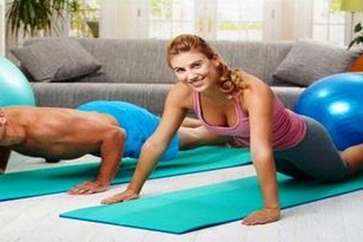 Paling asyik berolahraga bersama pasangan, karena sebenarnya bisa saling mengisi.