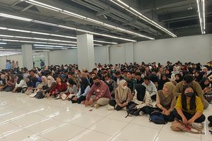 Mereka yang Berjuang Menembus Sulitnya Cari Kerja...