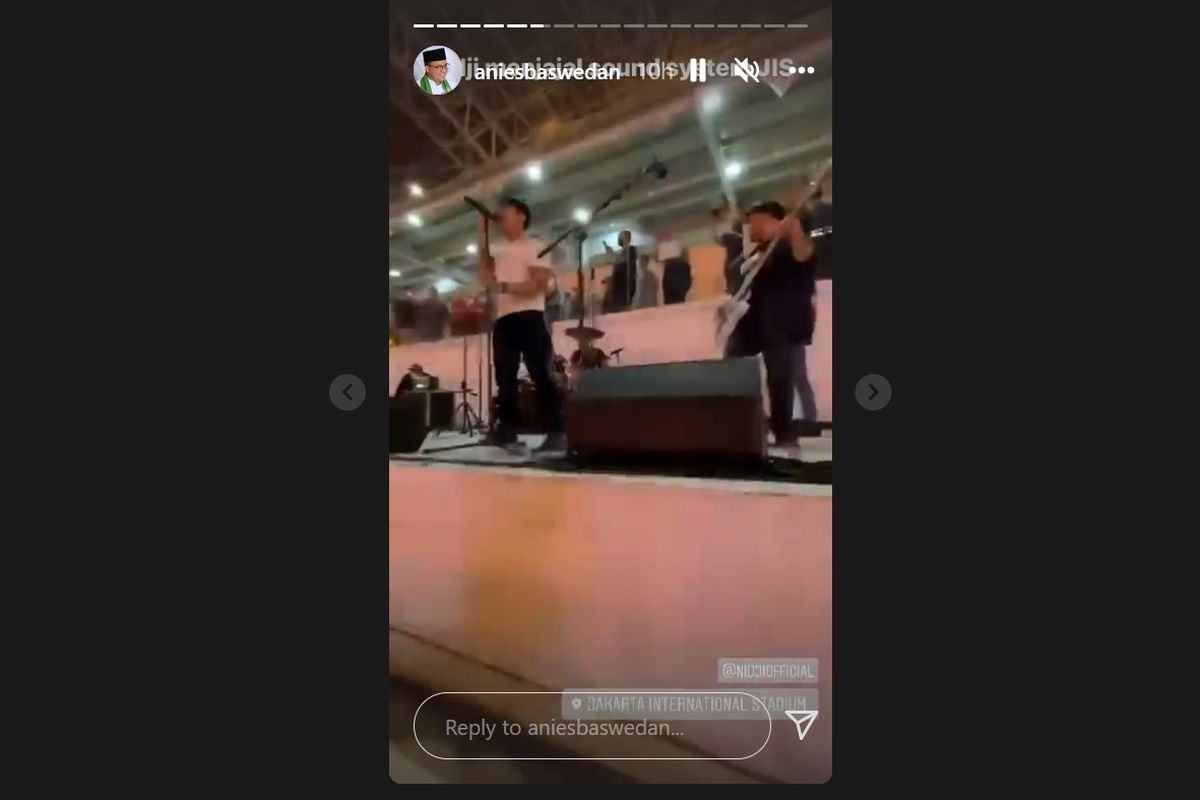 Gubernur DKI Jakarta Anies Baswedan mengundang grup band Nidji ke Jakarta International Stadium (JIS), Jakarta Utara. Nidji diketahui melakukan pengecekan suara atau check sound di JIS. di Hal itu terlihat dari unggahan Anies melalui Instagram Story akun resmi @aniesbaswedan.
