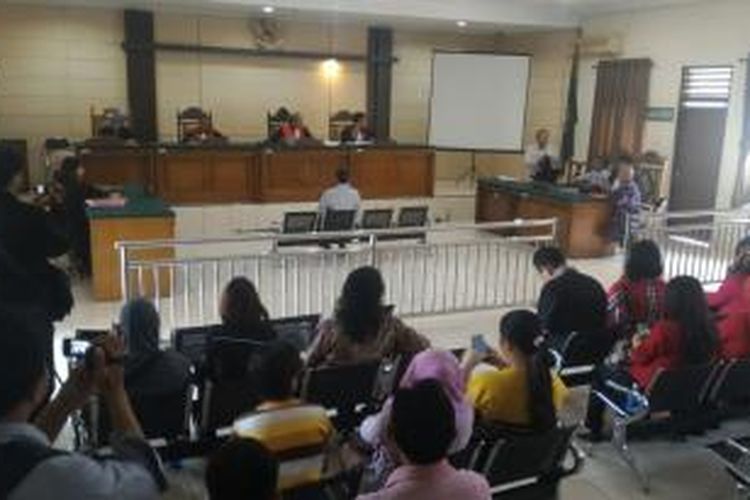 Sidang Pencemaran nama baik Fadli Zon dengan tersangka Ronny Maryanto digelar di Pengadilan Negeri Semarang, Kamis (12/11/2015) pagi