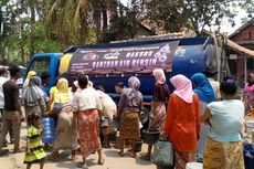 Komunitas Etios Salurkan Air Bersih ke Warga Serang