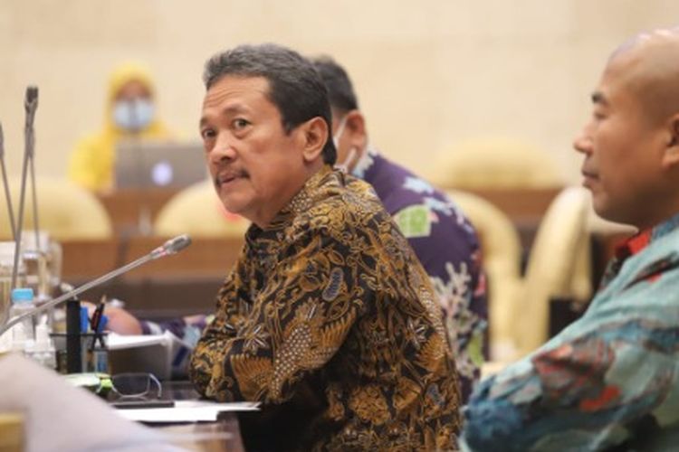 Menteri Kelautan dan Perikanan Sakti Wahyu Trenggono dalam rapat kerja bersama Komisi IV DPR, Rabu (15/6/2022). 