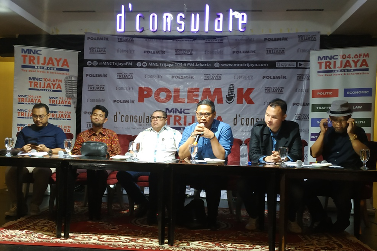 Juru bicara tim hukum Prabowo-Sandiaga, Hendarsam Marantuko di diskusi bertajuk Sidang MK dan Kita di Kawasan Menteng, Jakarta, Sabtu (22/6/2019).,