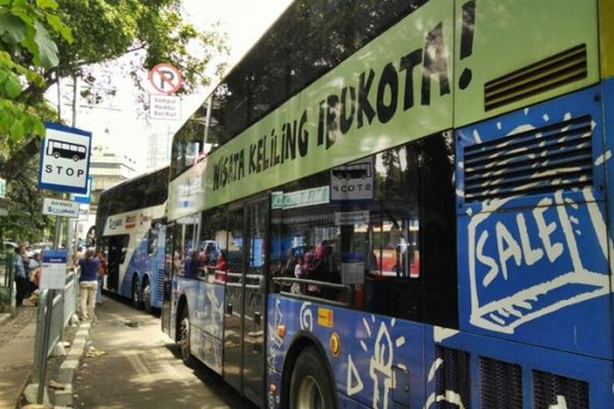 Bus Wisata Jakarta, alternatif transportasi wisata bagi wisatawan di Jakarta.