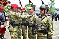 KSAL Sematkan Brevet Kehormatan Kopaska ke 8 Perwira Tinggi TNI AL