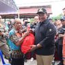 Sembako Gratis Dibagikan di Pasar Penyeimbang di Kalteng, Masyarakat Sambut Antusias