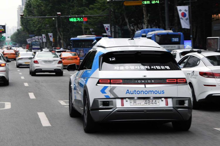 Mobil listrik Hyundai Ioniq 5 menjadi kendaraan otonom Level 4 dalam proyek RoboRide
