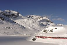 Liburan ke Swiss, Jangan Lewatkan 5 Destinasi Wisata yang Ditetapkan sebagai Warisan Dunia