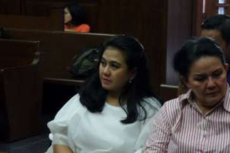 Anggota Komisi V DPR Damayanti Wisnu Putranti menghadapi sidang pembacaan tuntutan jaksa di Pengadilan Tipikor Jakarta, Senin (29/8/2016).