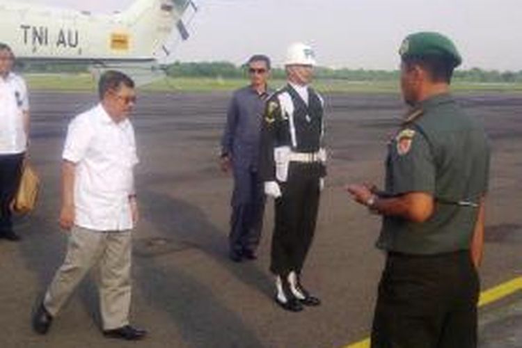 Wakil Presiden Jusuf Kalla dalam kunjungan kerjanya di Jawa Barat, Jateng dan Jawa Timur, Jumat (5/12/2014).