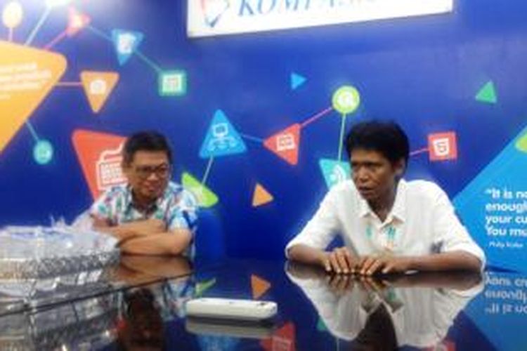 Pejabat Gubernur Kalimantan Utara Irianto Lambrie (kiri) ditemui Pemimpin Redaksi Kompas.com Achmad Subechi saat berkunjung ke Kompas.com, Rabu (19/11/2014). 
