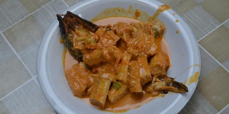 GUlai Rotan muda yang dicampur dengan ikan salai, makanan khas Bengkulu