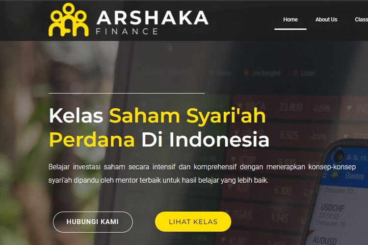 Tampilan situs web layanan edukasi Arshaka Finance, rancangan tim mahasiswa ITS, yang dapat diakses melalui tautan arshakafinance.com